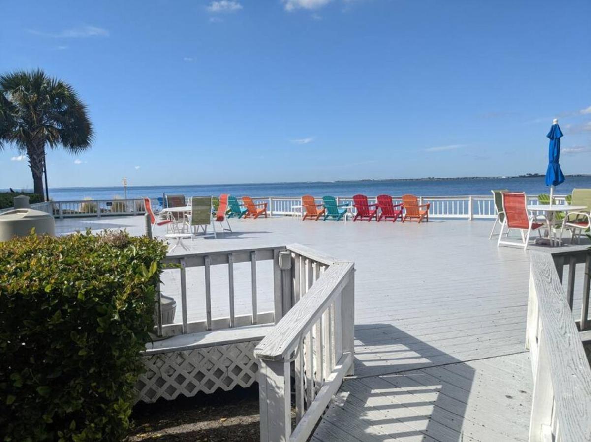 Bay Views From Your Balcony Beach Resort Тампа Экстерьер фото